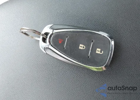 2019 Chevrolet Equinox Ls z USA, uszkodzony, nr VIN 2GNAXHEV5K6139111